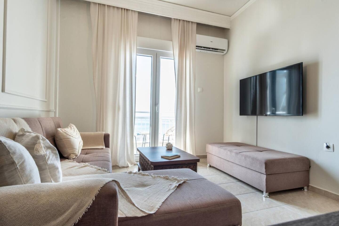 Eis Deluxe Apartment Александроуполис Экстерьер фото