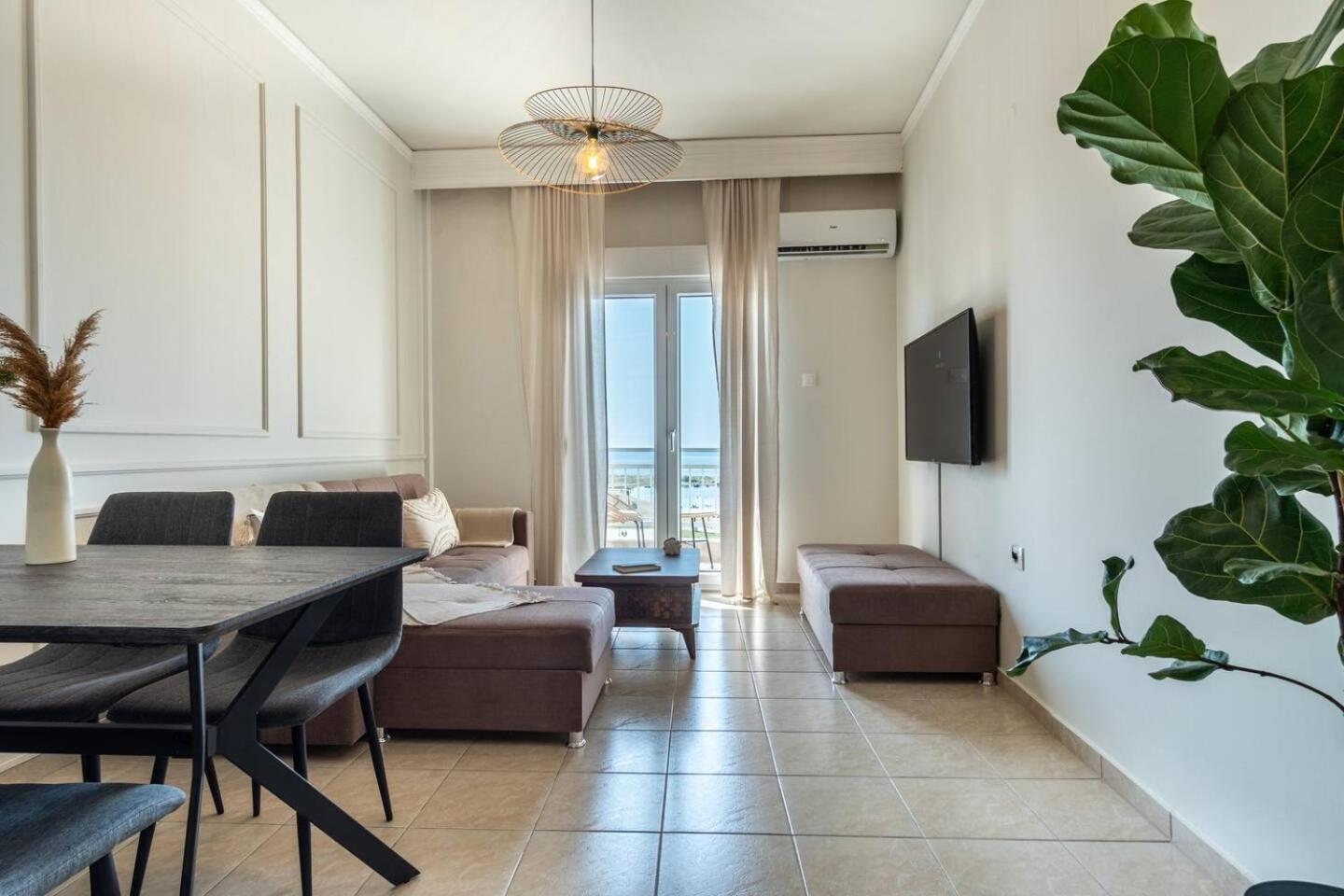 Eis Deluxe Apartment Александроуполис Экстерьер фото